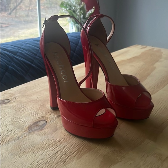 Aldo Red Peep-Toe Platform Heels - Picture 1 of 2